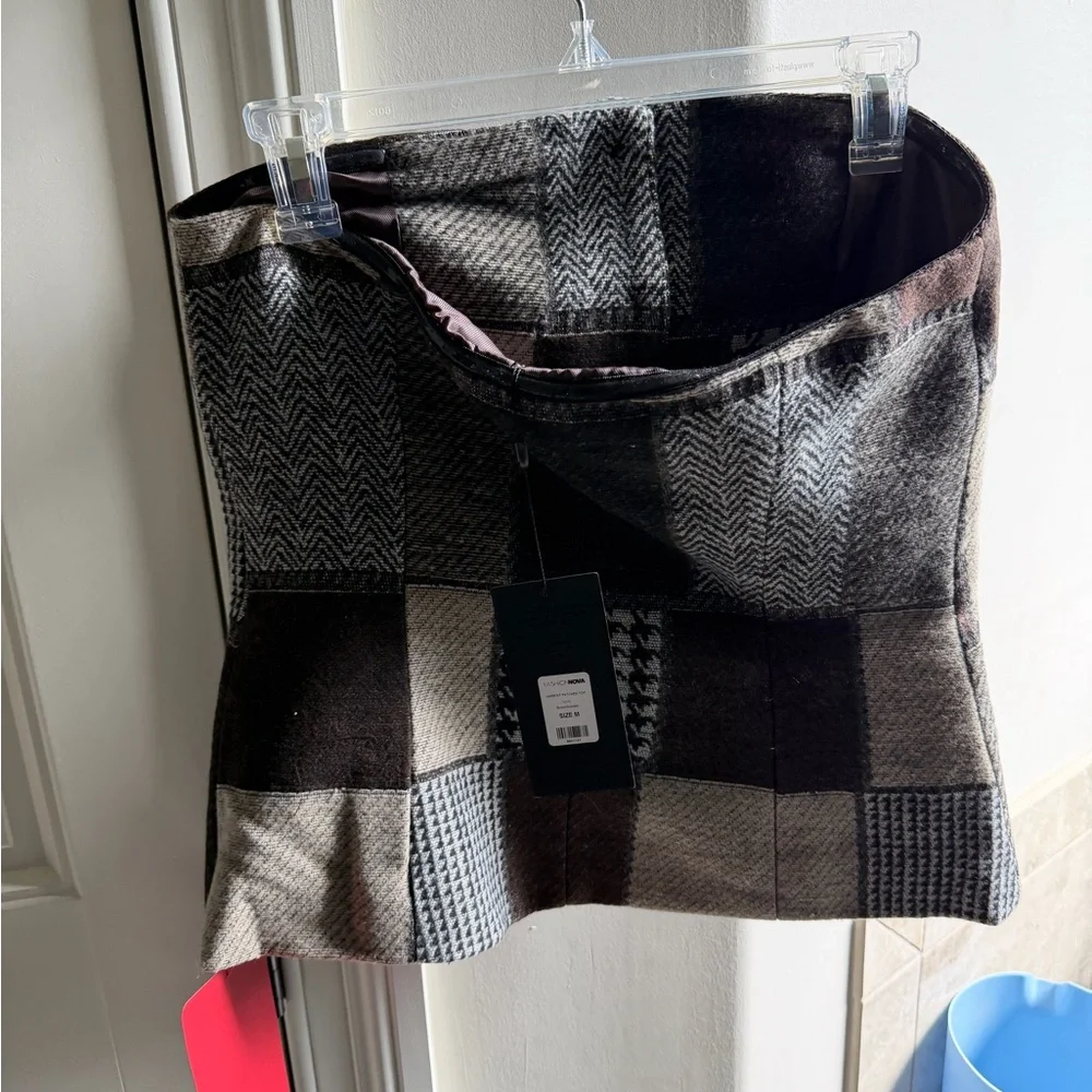 Patchwork Strapless Buttoned Top - Picture 3 of 4